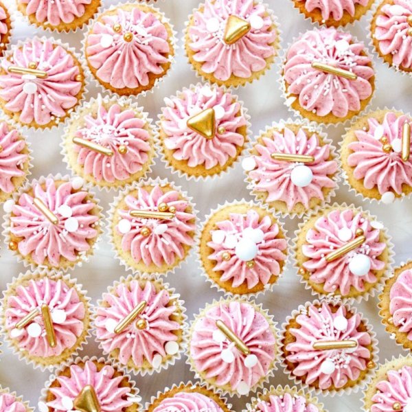 Streuselmix Champagnerdusche 90 g - Happy Sprinkles Streuselmix Champagnerdusche 90 g - Happy Sprinkles