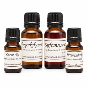 Weihnachtsbackpaket - 4 klassische Geschmacksrichtungen - Stockholms Essencefabrik Weihnachtsbackpaket - 4 klassische Geschmacksrichtungen - Stockholms Essencefabrik