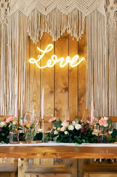 LED-Neonreklame - Liebe - 61 x 27,4 cm