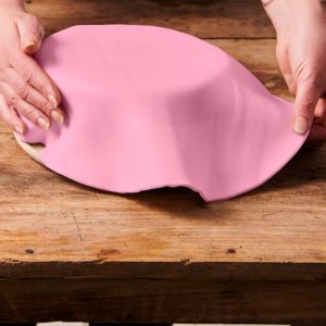Fertig ausgerollter Fondant - Rosa - FunCakes - 36 cm Fertig ausgerollter Fondant - Rosa - FunCakes - 36 cm
