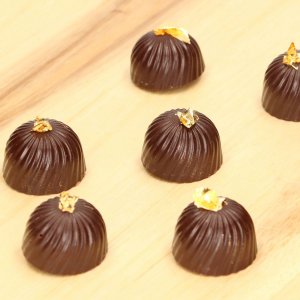 Pralinenform - Kuppel mit Wirbelmuster - FunCakes Pralinenform - Kuppel mit Wirbelmuster - FunCakes