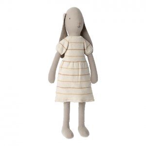 Hase Größe 4 - Gestricktes/gestreiftes Kleid Hase Größe 4 - Gestricktes/gestreiftes Kleid