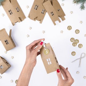 Adventskalender - Haus - Macht Adventskalender - Haus - Macht