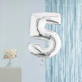 Zusammengeführt - Zahlenballons Zusammengeführt - Zahlenballons