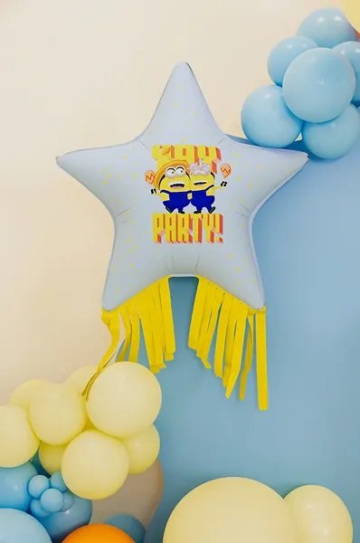 Folienballon - Minions - Stern mit Quaste - 72 cm