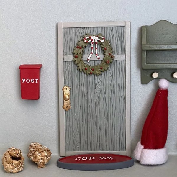 Weihnachtsmann-Accessoires - Strohschuhe - ein Paar Weihnachtsmann-Accessoires - Strohschuhe - ein Paar