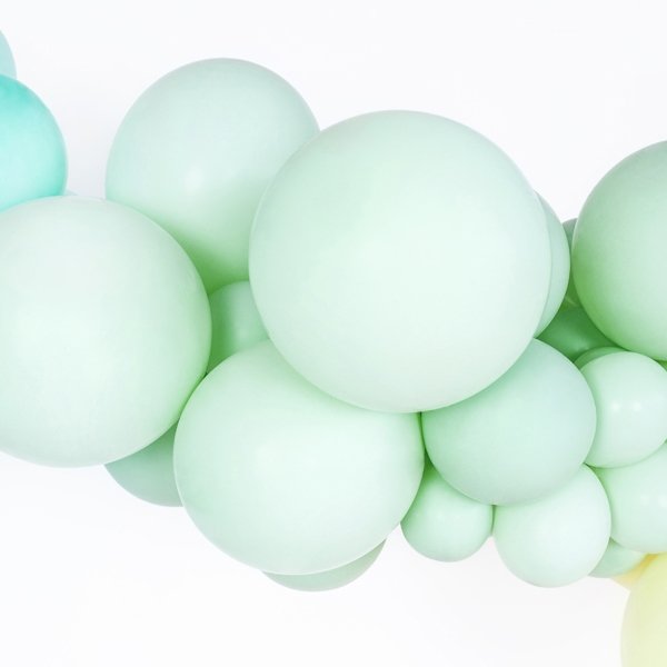 Pastellballons - Premium 27 cm - Pistazien - 50er-Pack