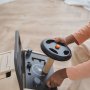 Spielzeugauto - Der Traum eines Mechanikers Spielzeugauto - Der Traum eines Mechanikers