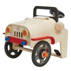 Spielzeugauto - Der Traum eines Mechanikers Spielzeugauto - Der Traum eines Mechanikers